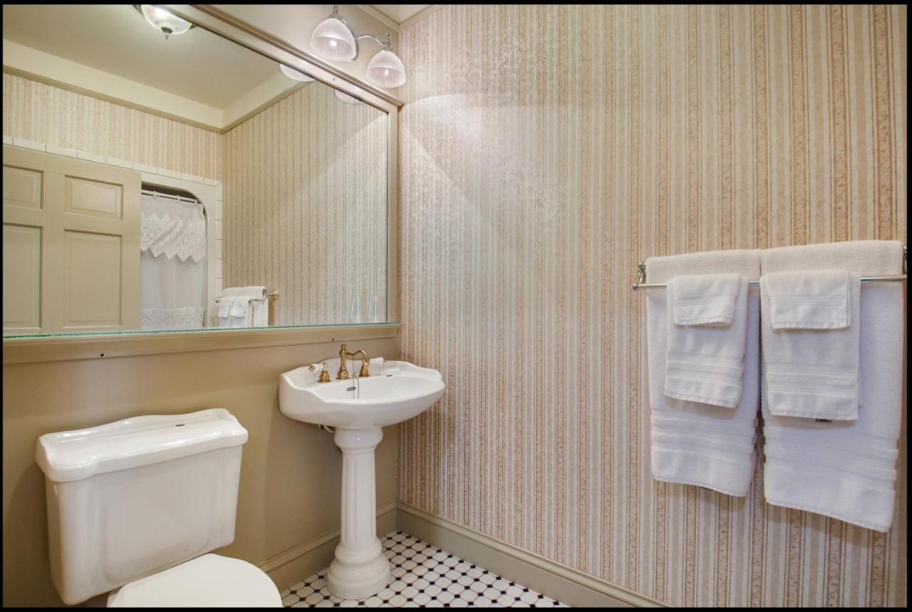 Ladysmith Carnegie Hall Boutique Hotel מראה חיצוני תמונה